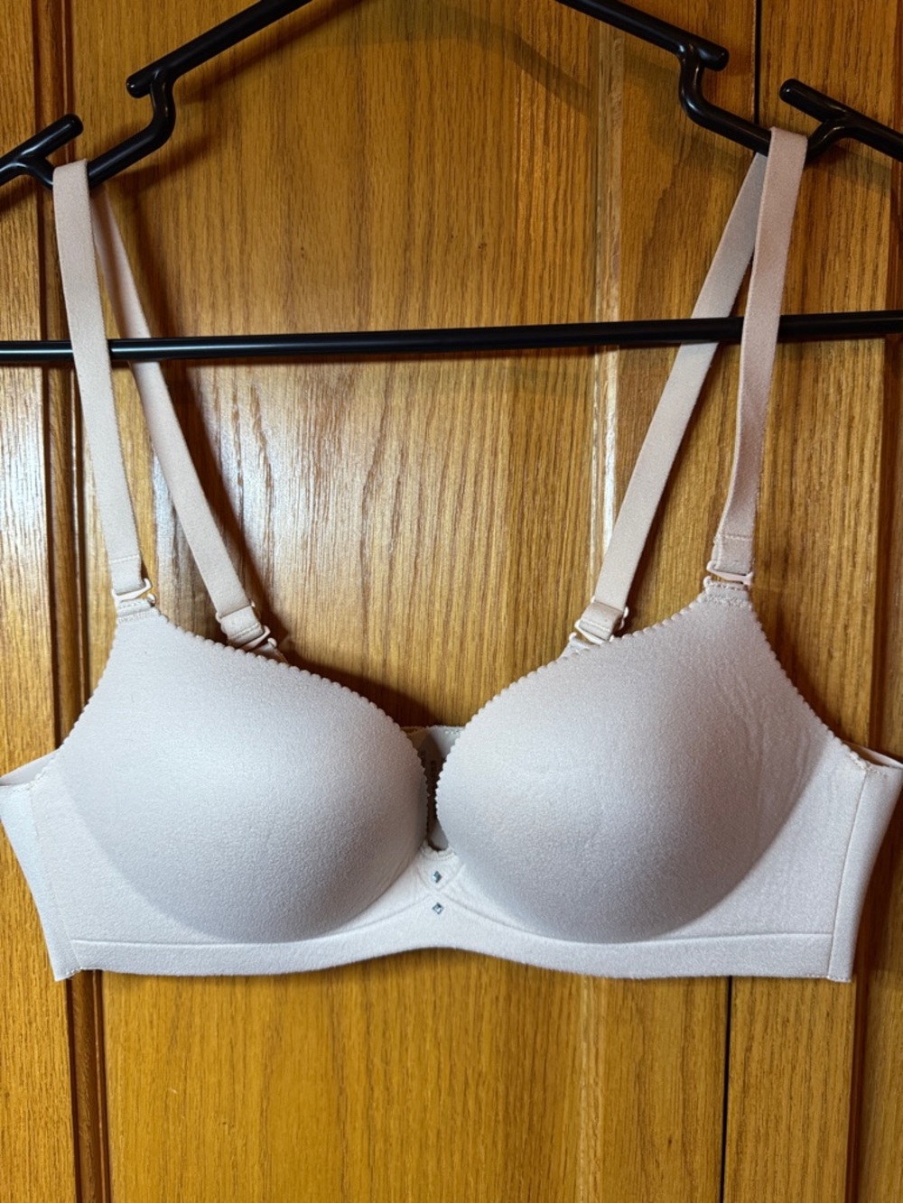 Maidenform 
One Fab Fit Everyday Modern Demi Underwire Bra 32A color Nude
